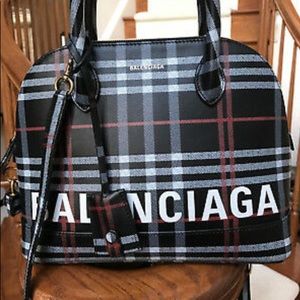Balenciaga S Ville